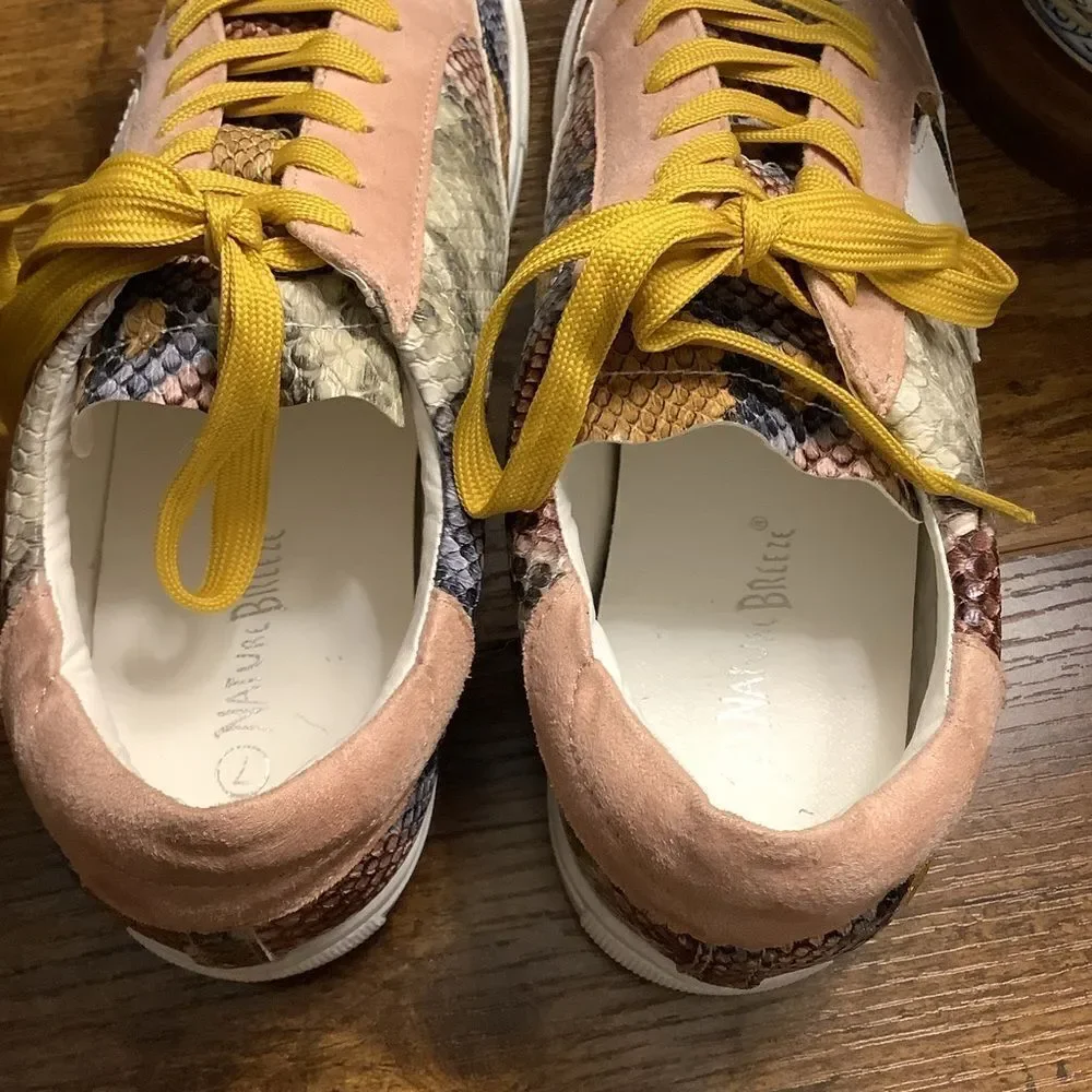 Nature Breeze Multicolor Snake Print and Pink‎ Suede Sneakers 👟